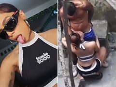 Anitta pagando boquete na Favela